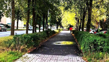 Raiņa ielas stāvvlaukums - Kuldīga