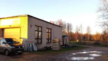 Trīs saujas Sia, ražošanas cehs, administrācija - Alojas Pagasts