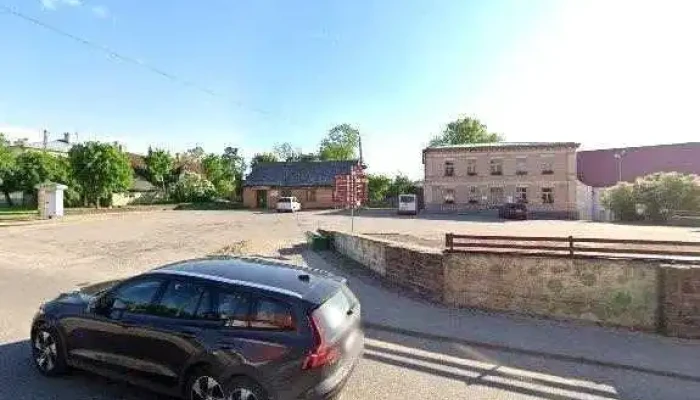 Aizputes Turisma Informacijas Centrs Ielas Attels Un 360deg - Aizpute