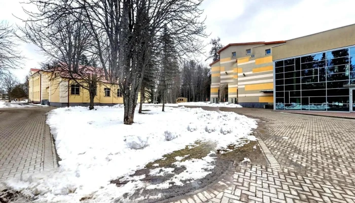 Alojas Ausekla Vidusskola Ielas Attels Un 360deg - Aloja