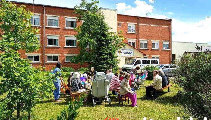 Auce Sarc Pansionats Visi - Auce