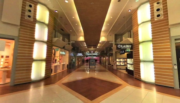 Domina Shopping -  Ielas Attels Un 360deg - Rīga