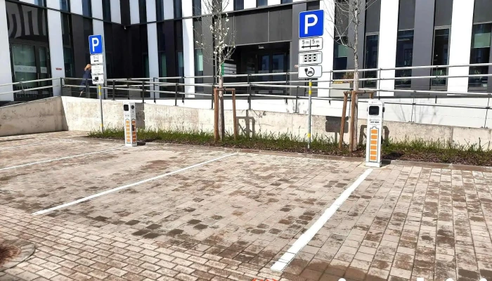 Elektrum Drive Uzlades Stacija Atlasija Ipasnieks - Mārupe