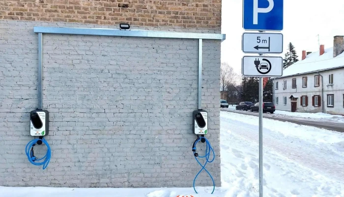 Elektrum Uzlades Stacija Atlasija Ipasnieks - Jūrmala
