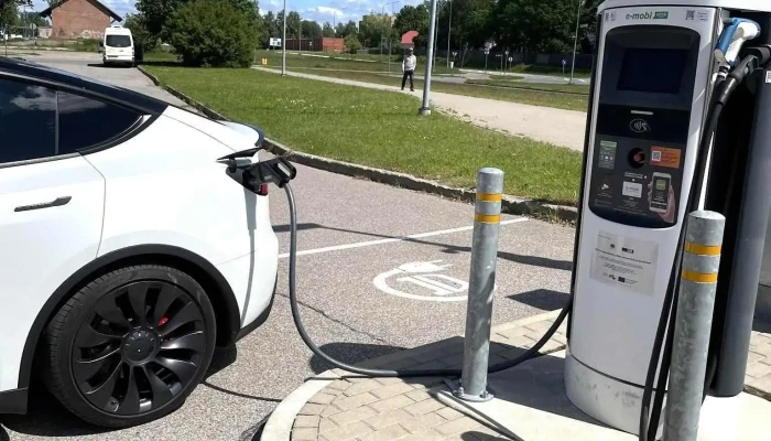 Fitek As Charging Station -  Visi - Limbaži