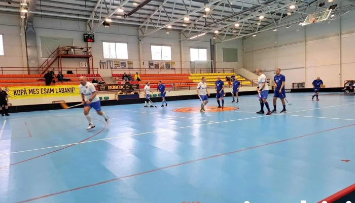 Kocēnu sporta nams - Kocēni