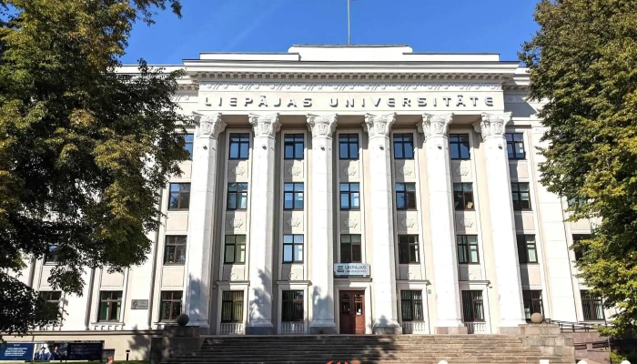 Liepājas Universitāte, Kurzemes humanitārais institūts - Liepāja