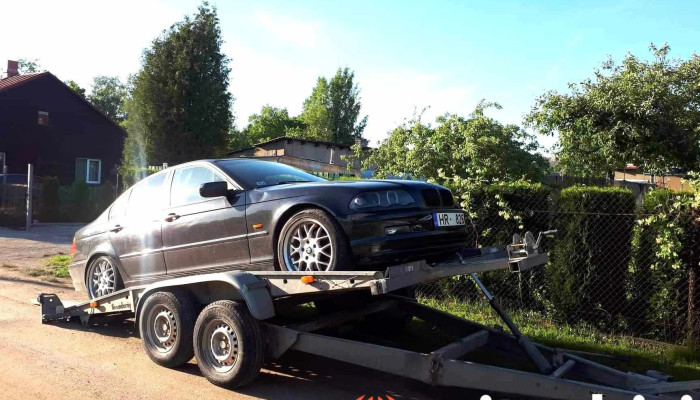 Piekabes noma un auto treillera noma Liepājā Kurzemē. - Latvia